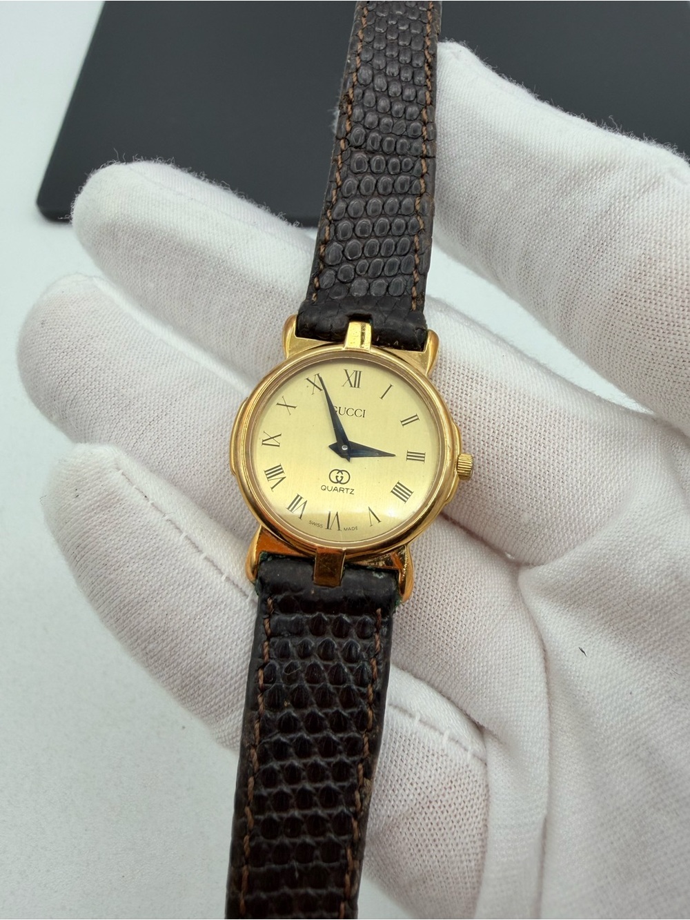 Gucci Vintage 3400 F Watch